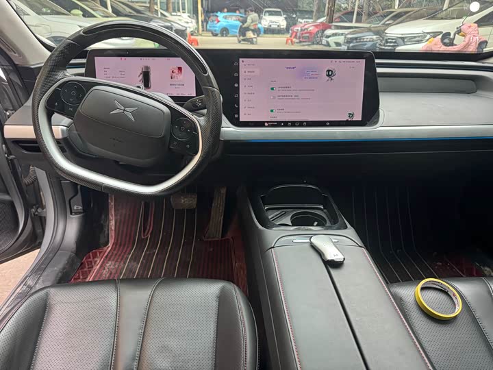 Фото 9 - XPeng P7