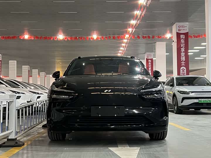 Фото 2 - Nio Onvo L60