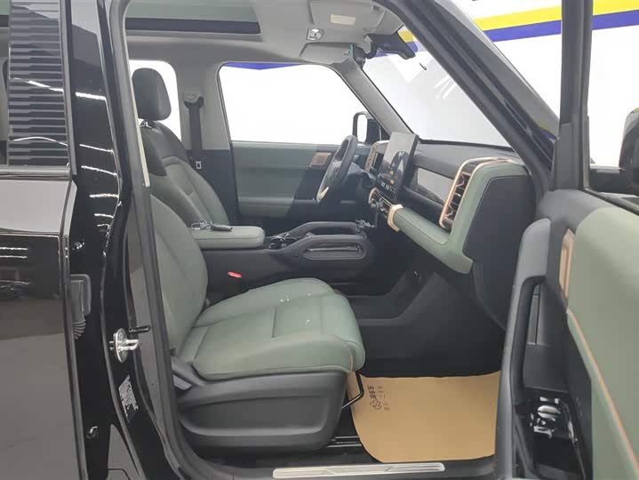 Photo 8 - Chery iCar 03