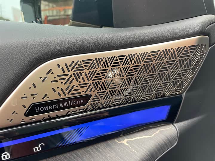 Фото 6 - BMW 5 Series