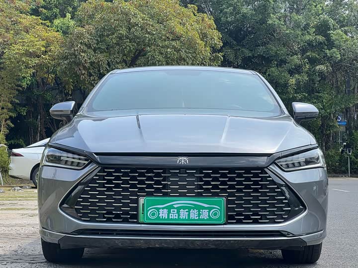 Photo 2 - BYD Qin Plus