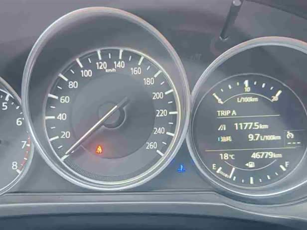 Фото 8 - Mazda CX-5