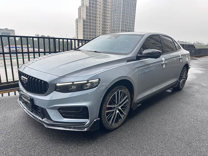 Фото 1 - Geely Preface