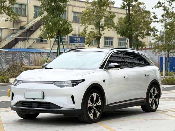 Фото 2 - Leapmotor C11