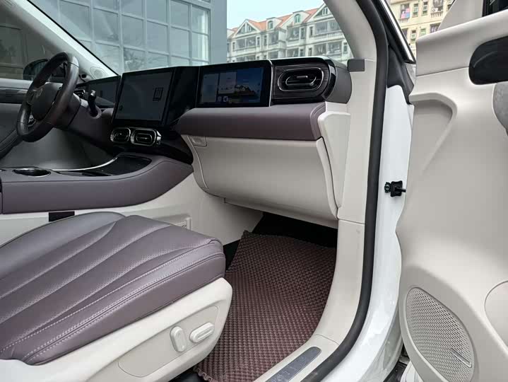 Фото 7 - Leapmotor C11