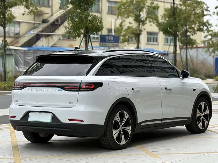 Фото 8 - Leapmotor C11