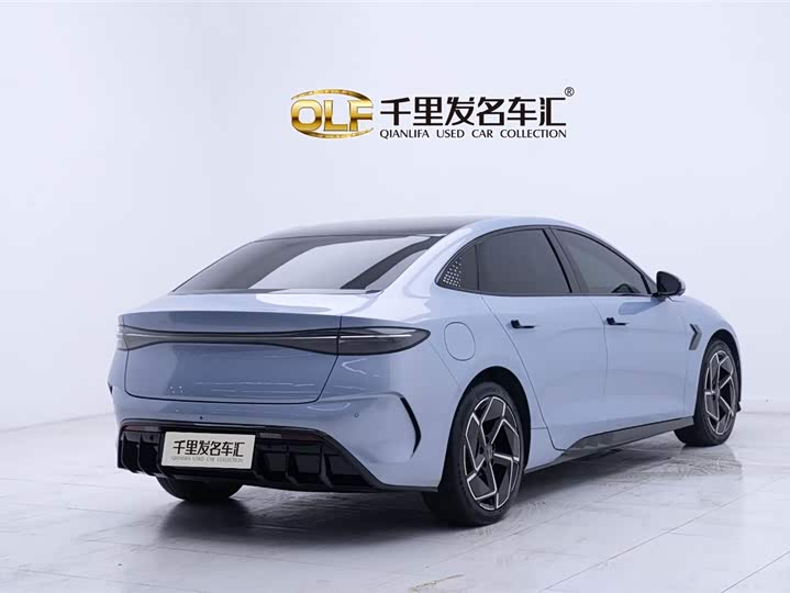 Фото 6 - BYD Seal