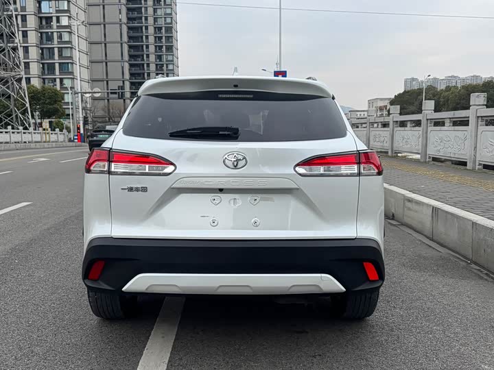 Фото 4 - Toyota Corolla Cross