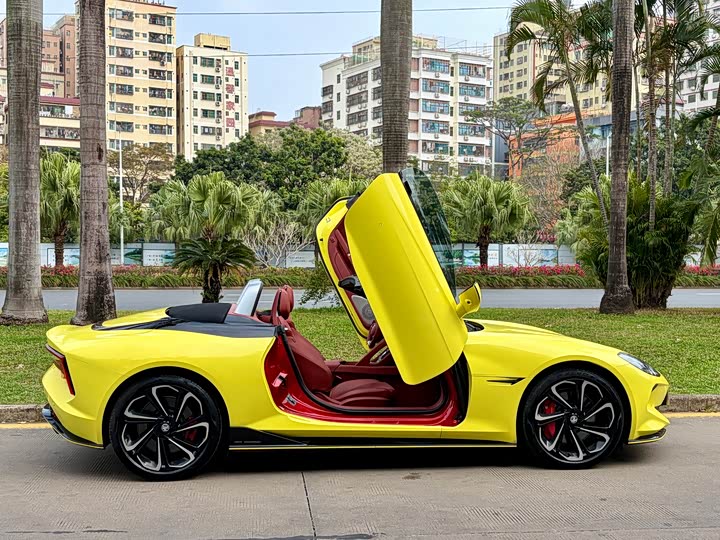 Фото 9 - MG Motor Cyberster