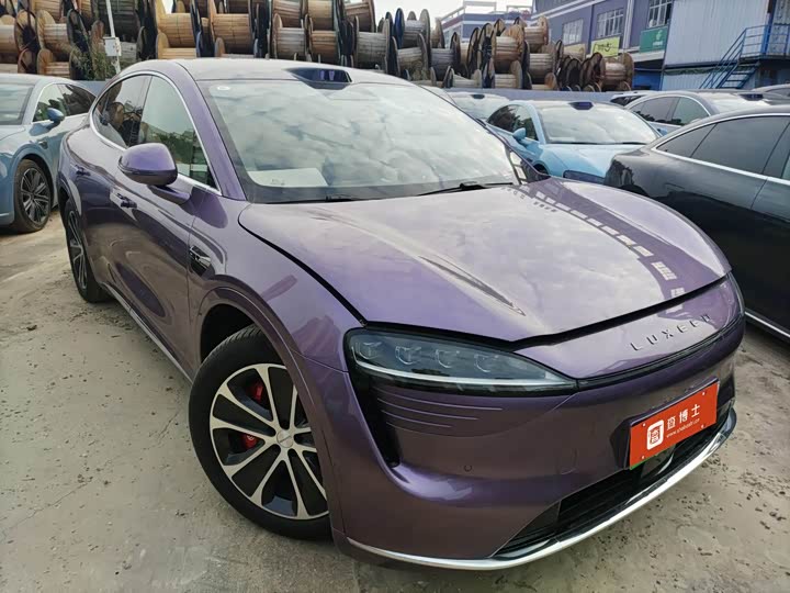 Фото 5 - Luxeed R7