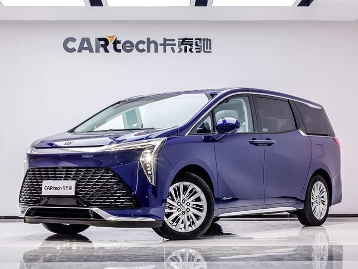 Photo 1 - Buick GL8 Century