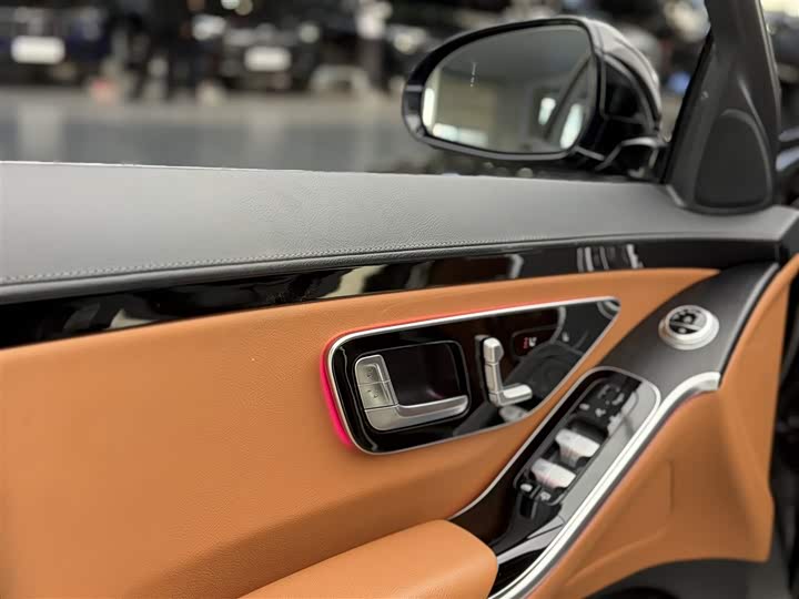 Фото 7 - Mercedes-Benz S-Class