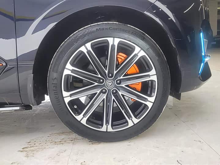 Фото 6 - Changan UNI-K Hybrid