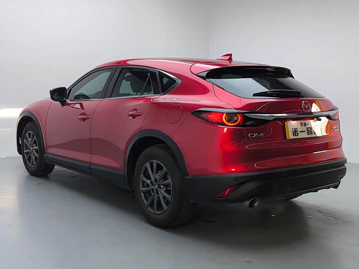 Фото 6 - Mazda CX-4