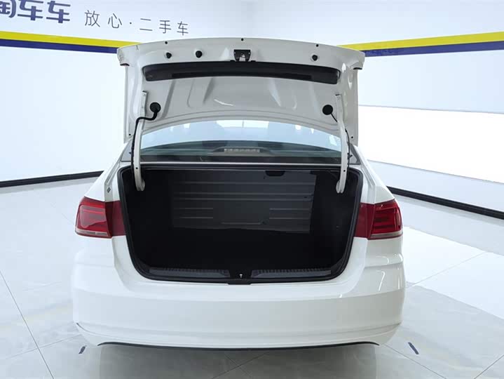 Фото 4 - Volkswagen Santana