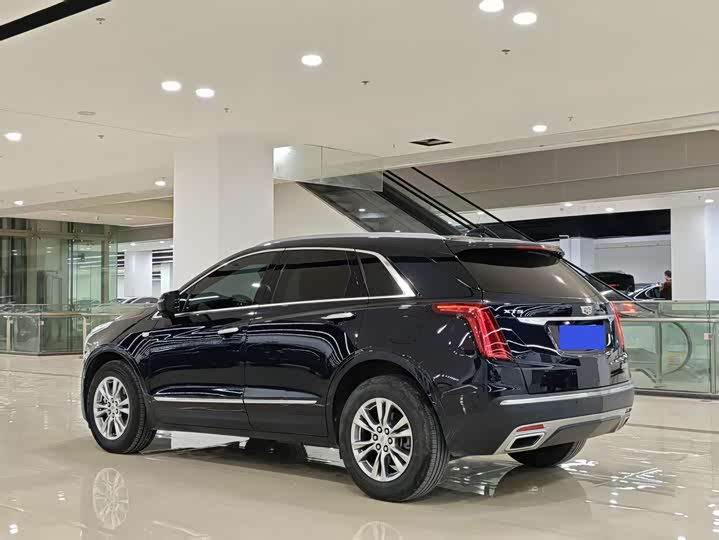 Фото 3 - Cadillac XT5