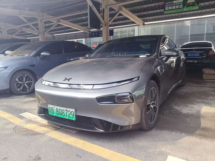 Фото 1 - XPeng P7