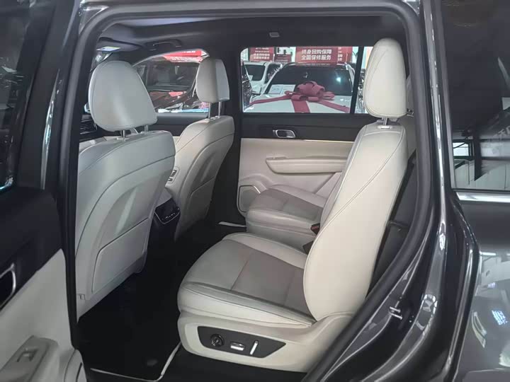 Фото 9 - LiXiang One