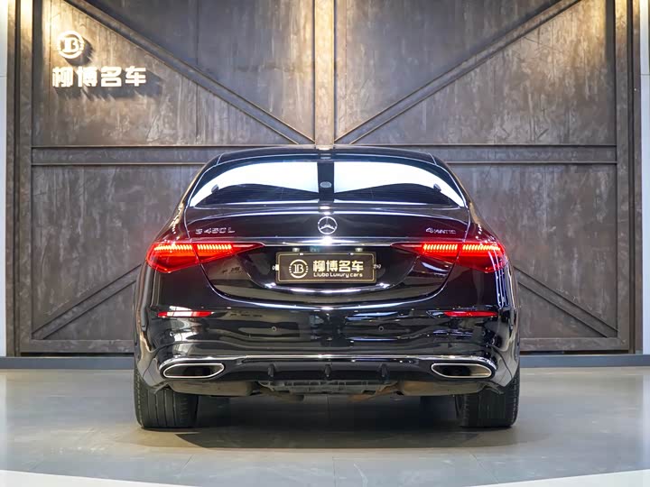 Фото 3 - Mercedes-Benz S-Class