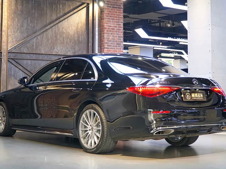 Фото 4 - Mercedes-Benz S-Class