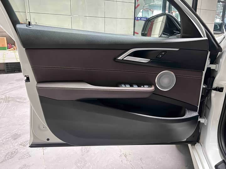 Фото 3 - BMW 1 Series