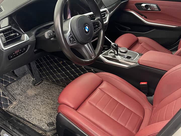 Фото 8 - BMW 3 Series