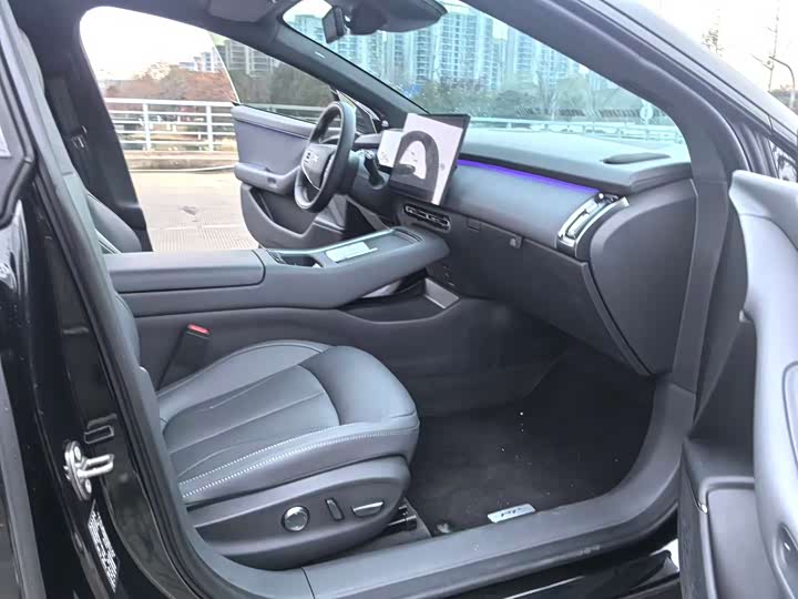 Фото 3 - XPeng F57