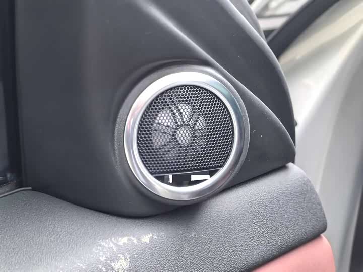 Фото 5 - Land Rover Range Rover Evoque L