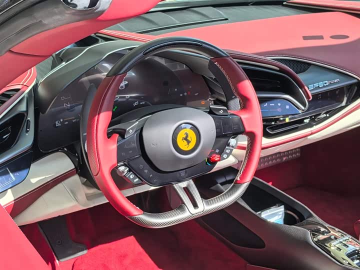 Фото 9 - Ferrari SF90