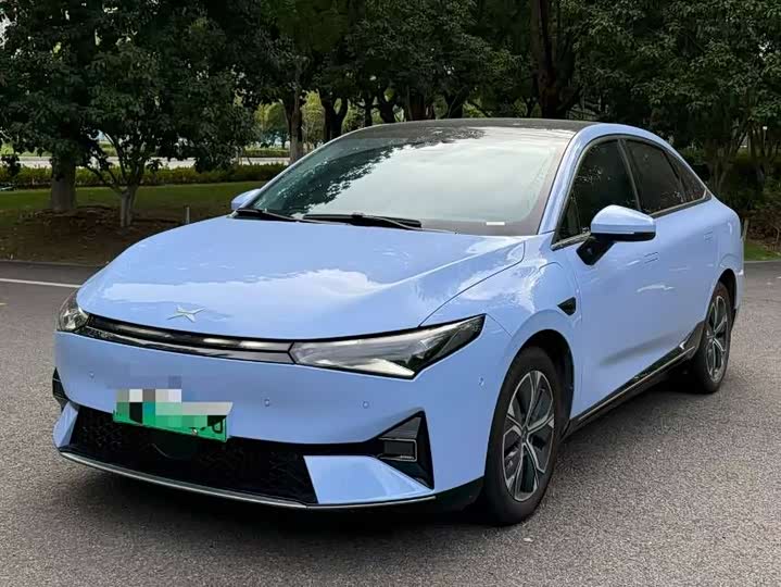 Фото 1 - XPeng P5