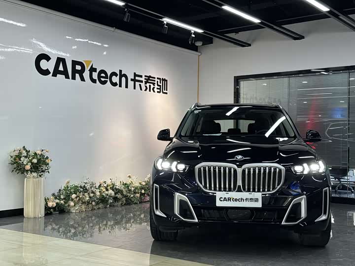 Фото 2 - BMW X5