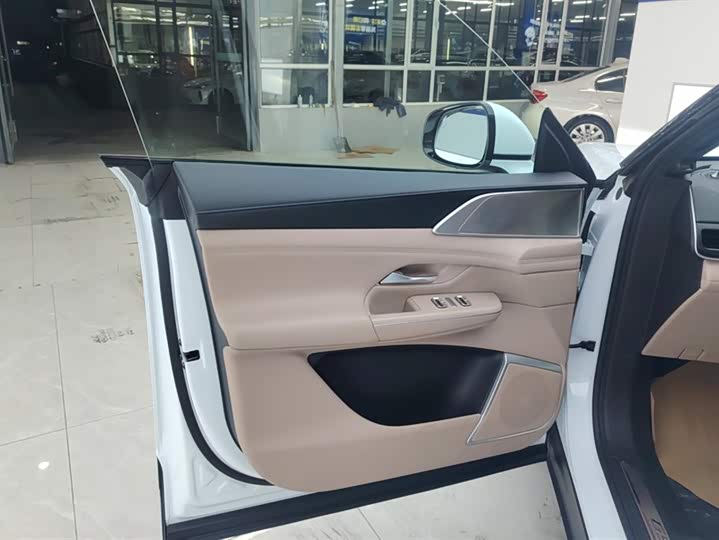 Фото 7 - XPeng G9