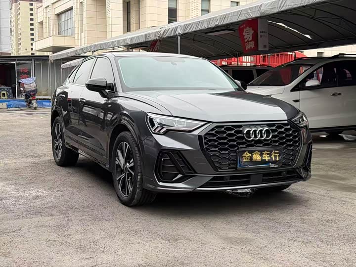 Фото 3 - Audi Q3 Sportback