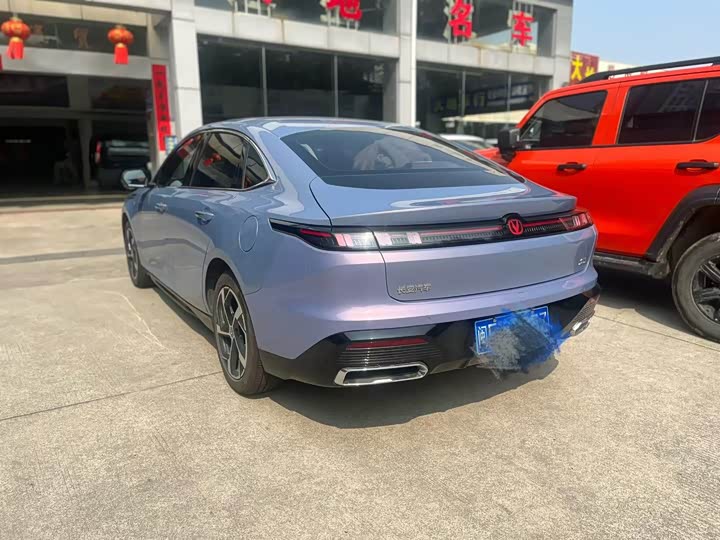 Фото 9 - Changan Eado Plus