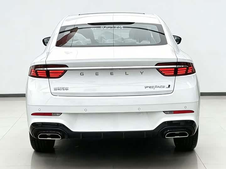 Фото 5 - Geely Preface
