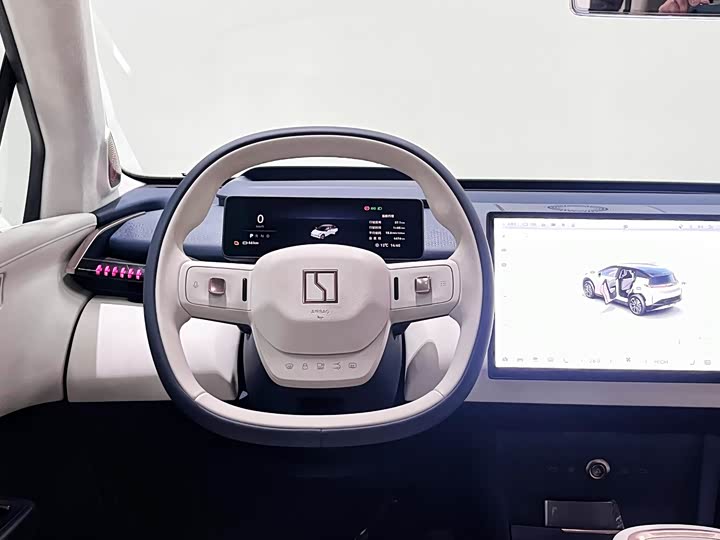 Фото 9 - Zeekr X