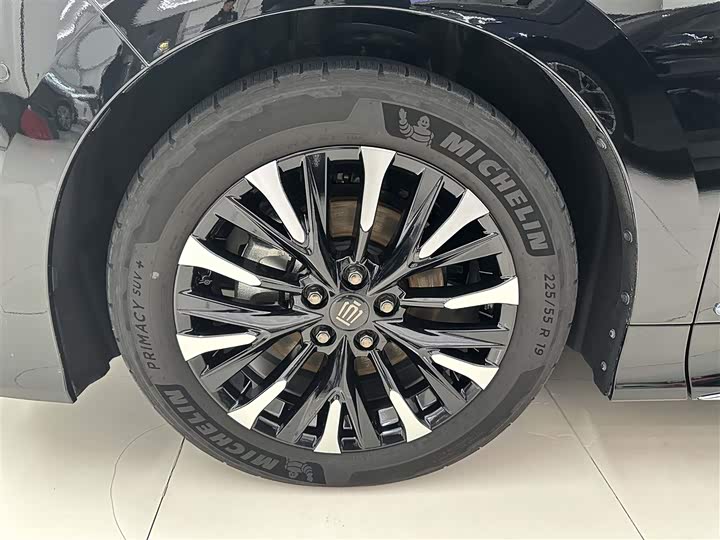 Фото 5 - Toyota Vellfire