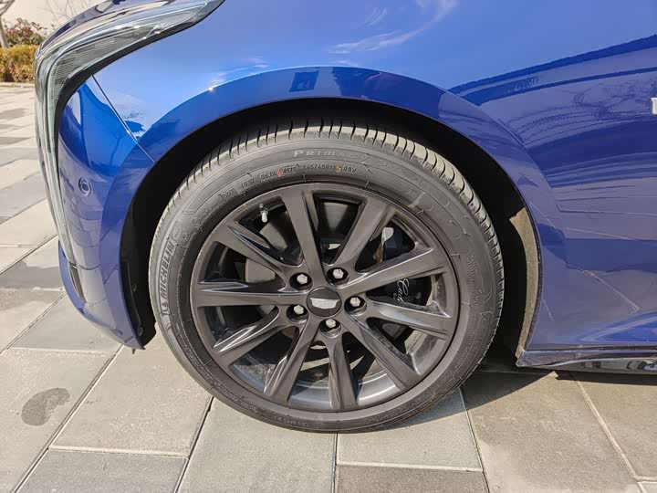 Фото 8 - Cadillac CT5