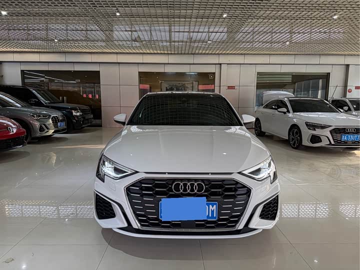 Фото 2 - Audi A3