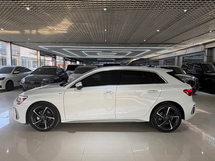 Фото 6 - Audi A3