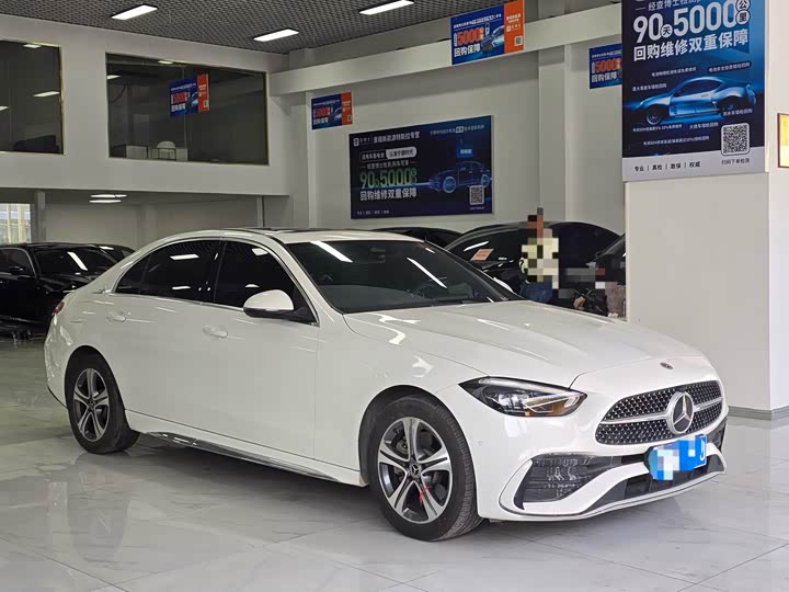 Фото 3 - Mercedes-Benz C-Class