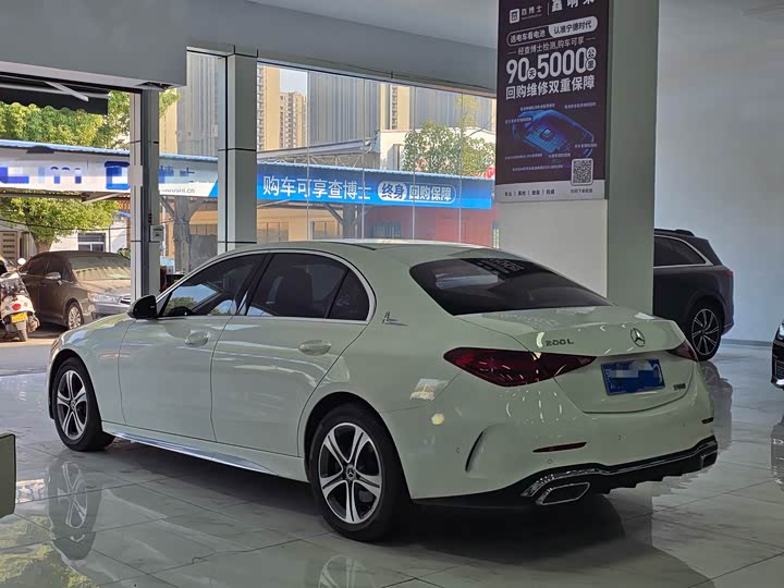 Фото 6 - Mercedes-Benz C-Class