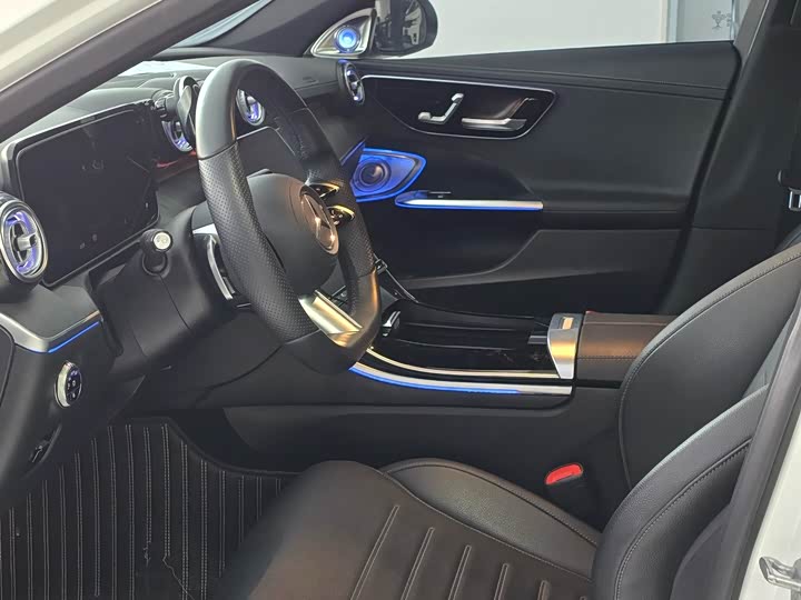 Фото 7 - Mercedes-Benz C-Class