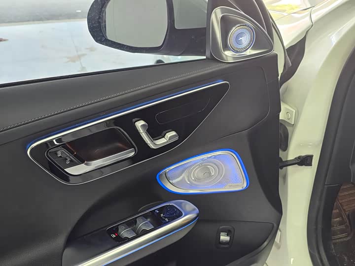 Фото 8 - Mercedes-Benz C-Class