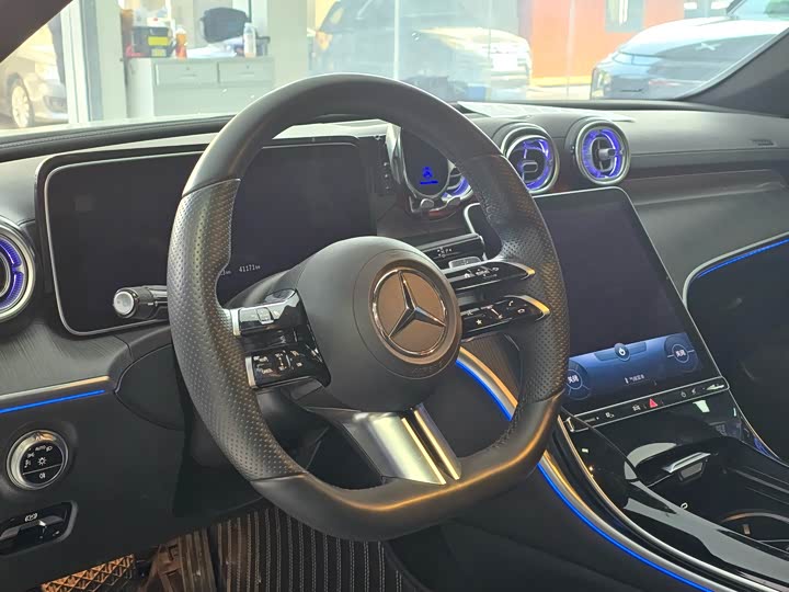 Фото 9 - Mercedes-Benz C-Class