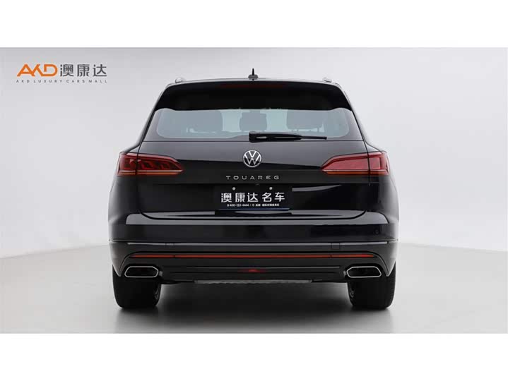 Фото 4 - Volkswagen Touareg
