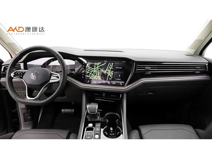 Фото 5 - Volkswagen Touareg