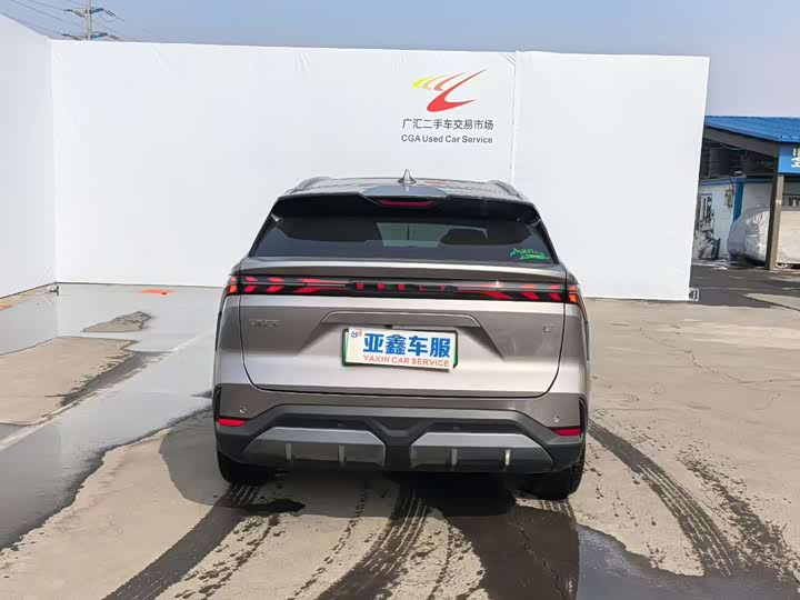 Photo 8 - Geely Galaxy L7