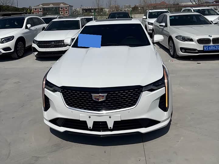 Фото 2 - Cadillac CT4