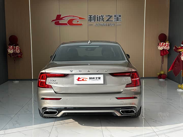 Фото 5 - Volvo S60